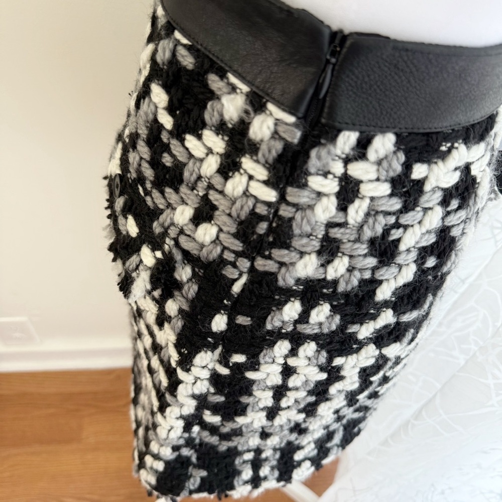 REMAIN BIRGER CHRISTENSEN BLACK GRAY WHITE TASJA LEATHER TRIM TWEED MINI SKIRT - Picture 6 of 11